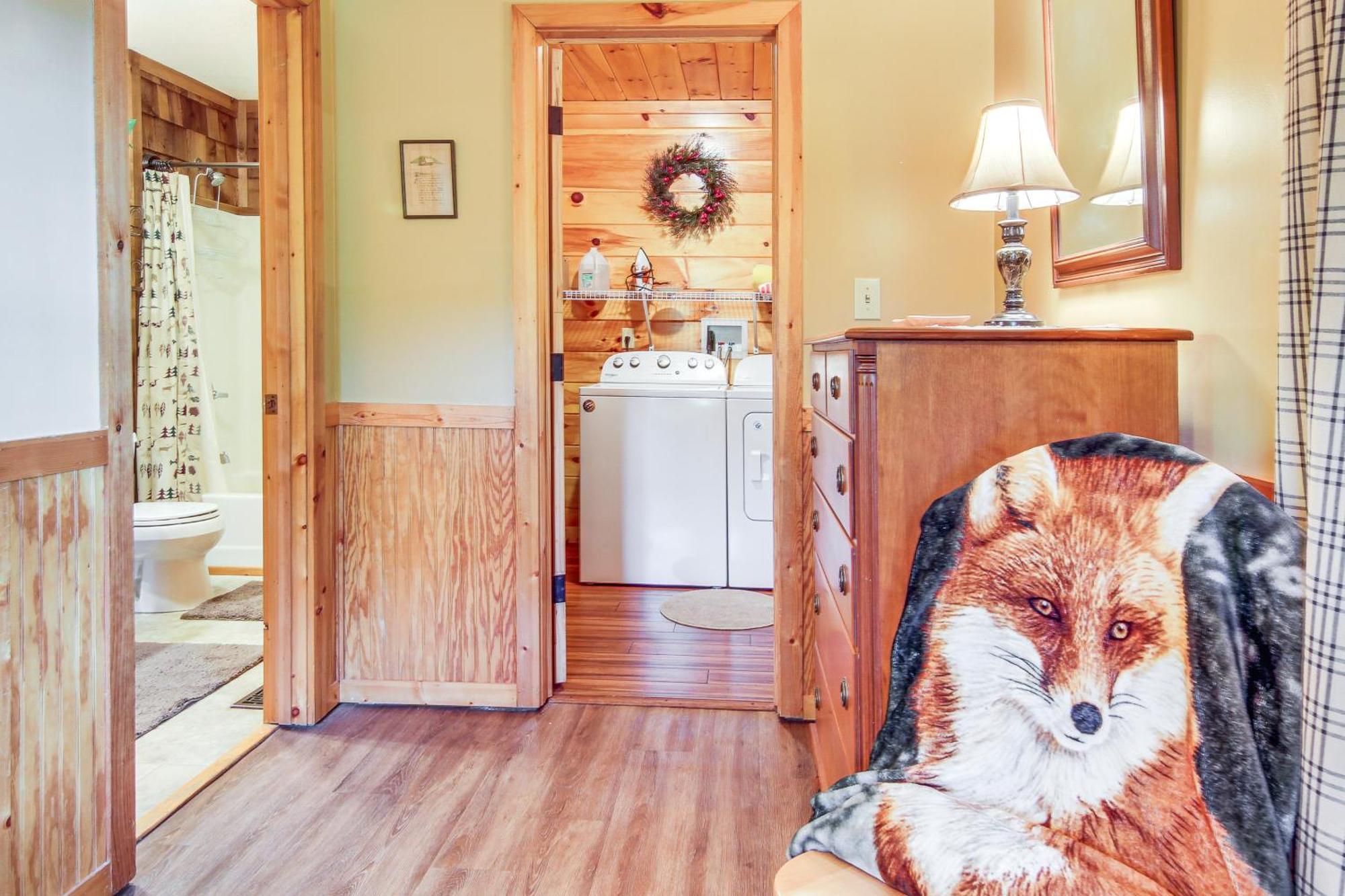 Charming Fox Den Cabin In Whittier With Hot Tub! Εξωτερικό φωτογραφία