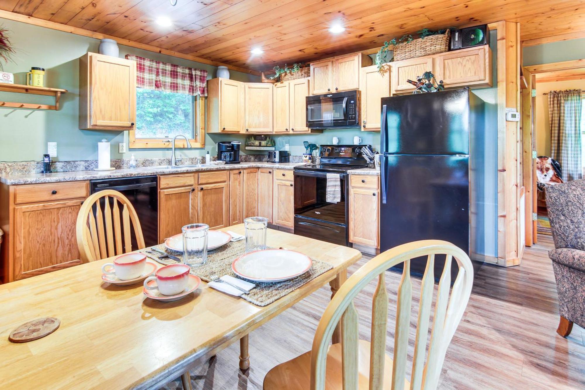 Charming Fox Den Cabin In Whittier With Hot Tub! Εξωτερικό φωτογραφία