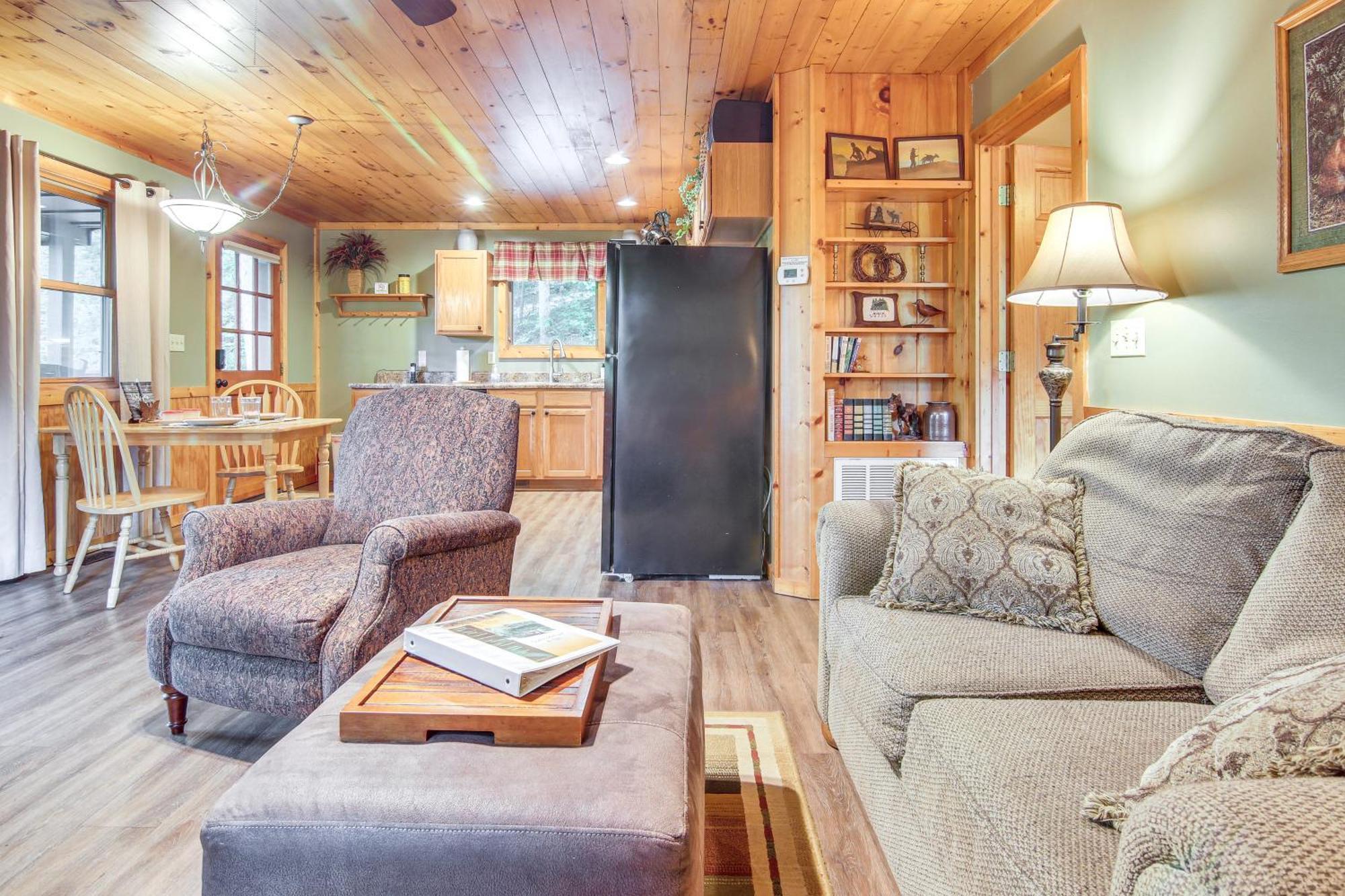 Charming Fox Den Cabin In Whittier With Hot Tub! Εξωτερικό φωτογραφία